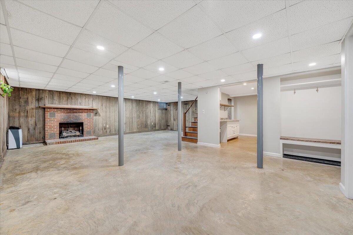5785 Cloverdale Road Roanoke, VA 24019 - Photo 40 of 67 37-MIB00064