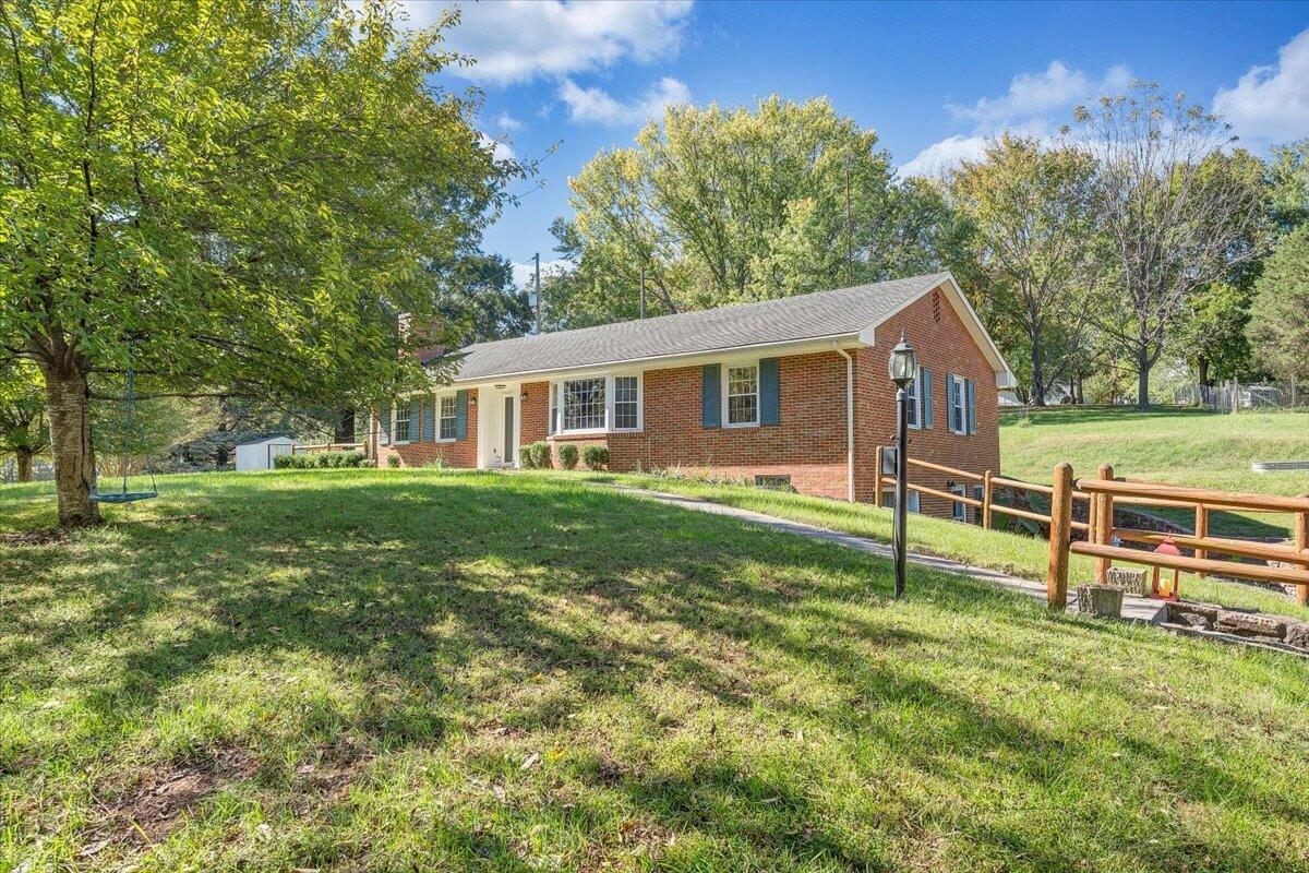 5785 Cloverdale Road Roanoke, VA 24019 - Photo 4 of 67 61-MIB00121