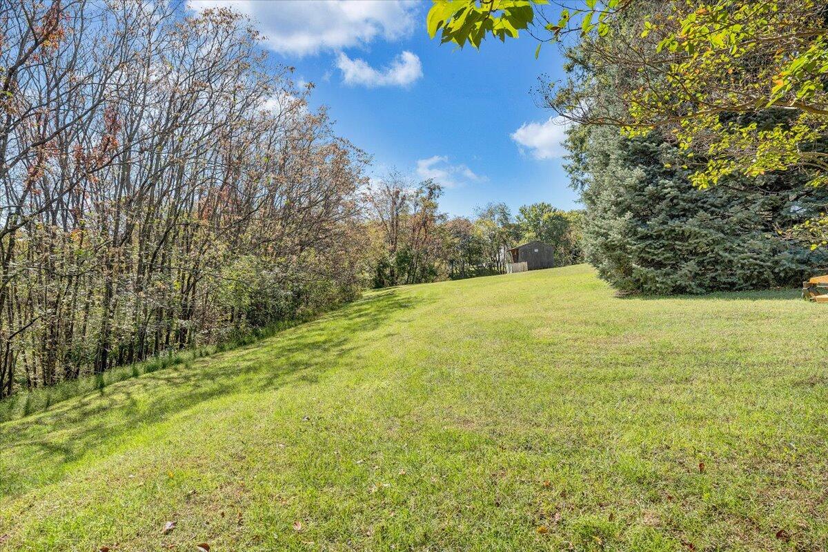 5785 Cloverdale Road Roanoke, VA 24019 - Photo 54 of 67 52-MIB00151