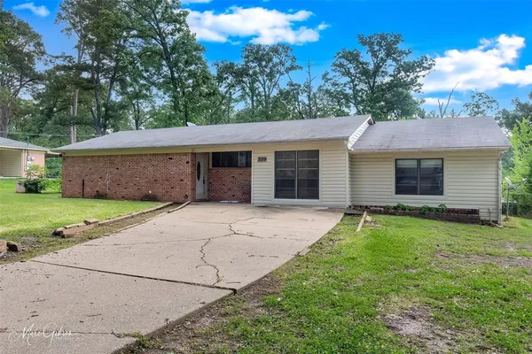 $2,000 | 3109 Gorton Road, Shreveport, LA 71119