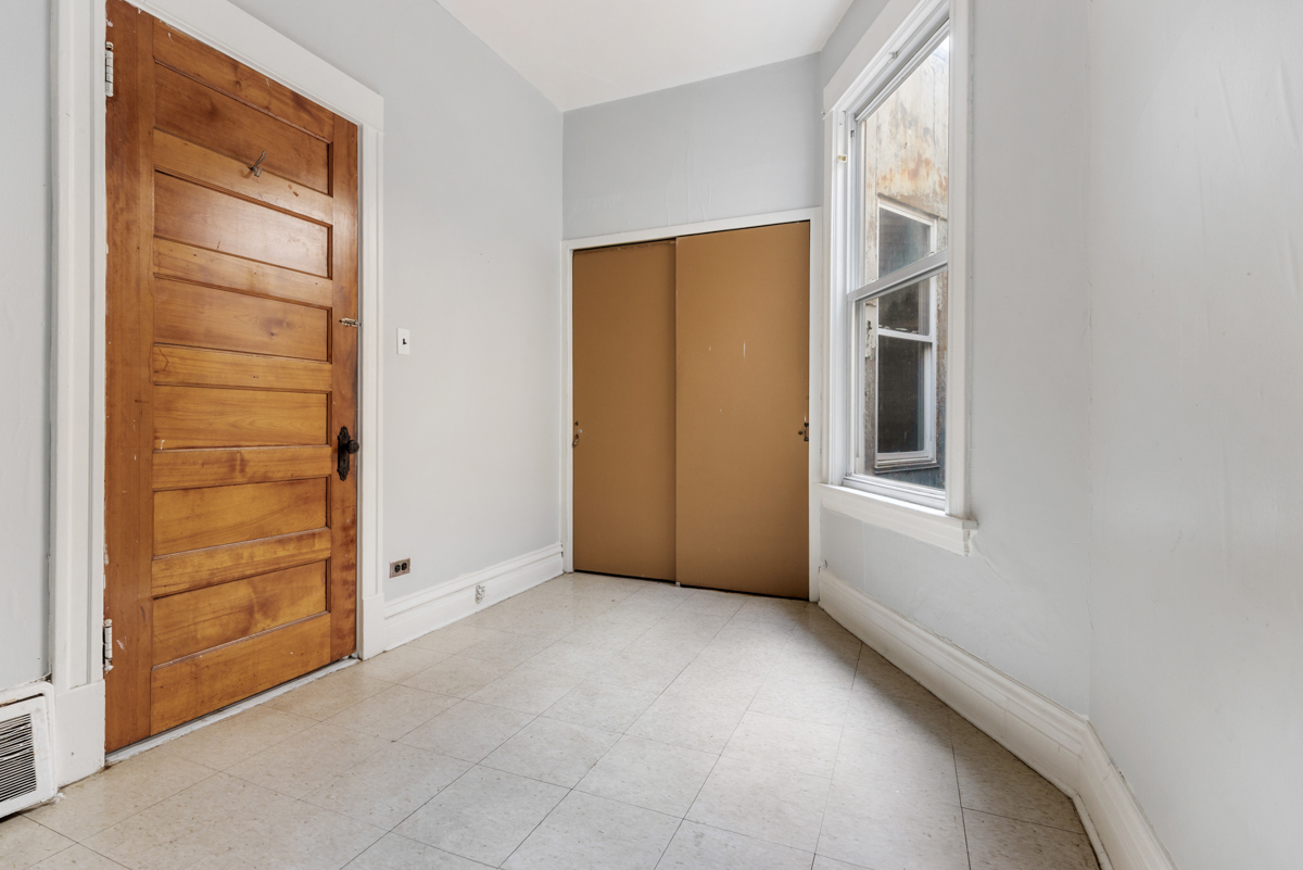 1907 West Irving Park Road Chicago, IL 60613 - Photo 19 of 26