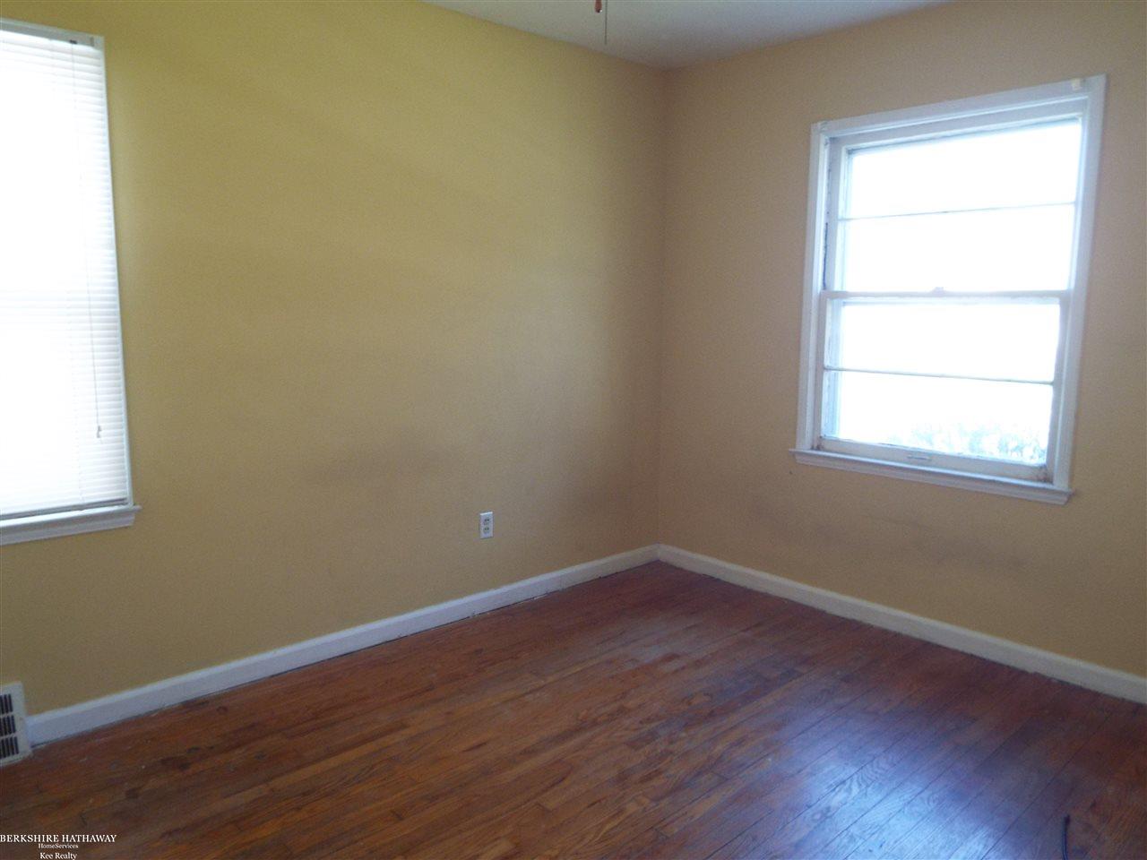 21759 Normandy Avenue Eastpointe, MI 48021 - Photo 20 of 33