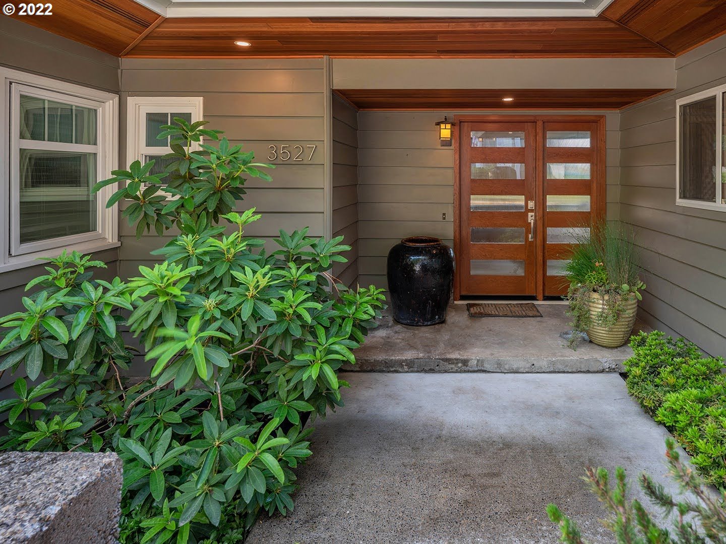 3527 Southwest Dosch Road Portland, OR 97221 - Photo 1 of 32 a view of a back yard of the house