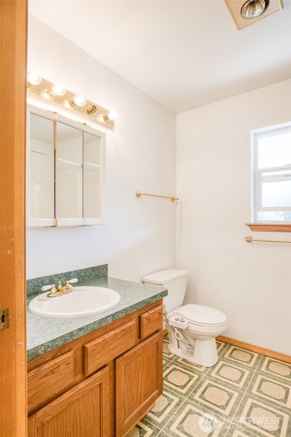 1487 Ocean Beach Road Hoquiam, WA 98550 - Photo 29 of 40