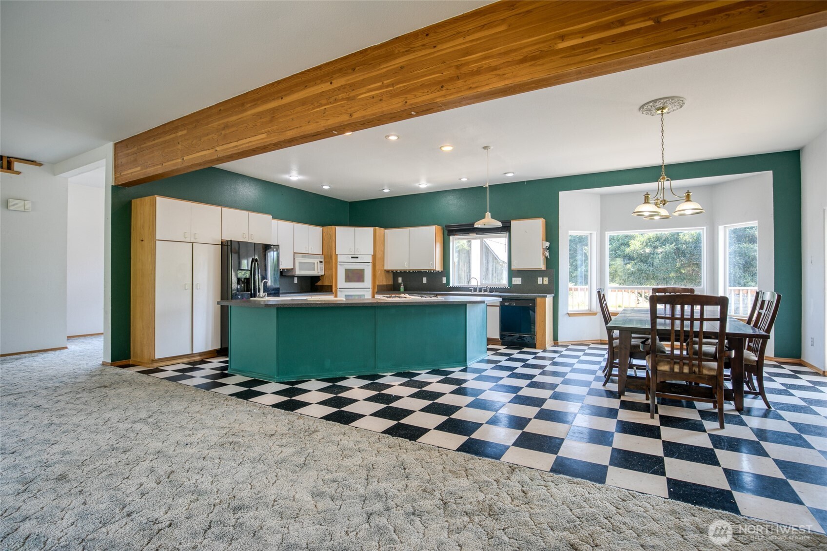 1487 Ocean Beach Road Hoquiam, WA 98550 - Photo 7 of 40