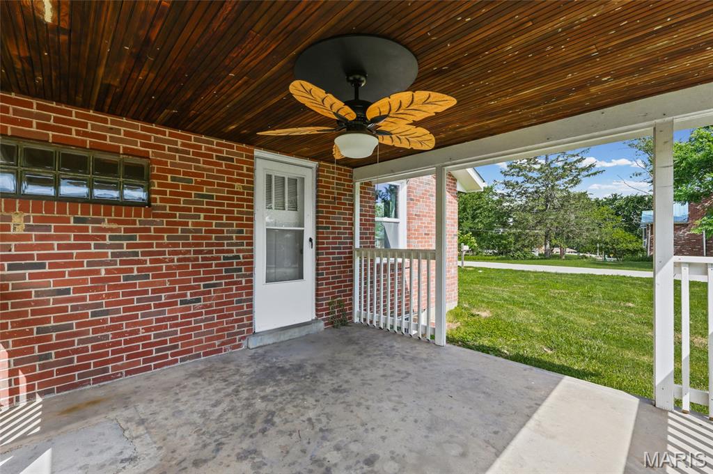 5444 Donald Drive High Ridge, MO 63049 - Photo 5 of 35