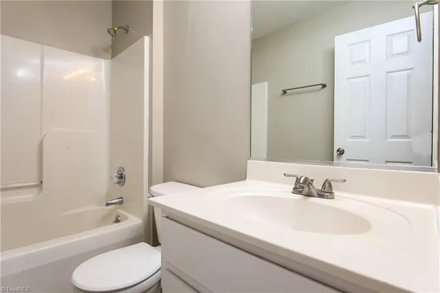 $1,580 | 157 Westmont Drive, Winston-Salem, NC 27104