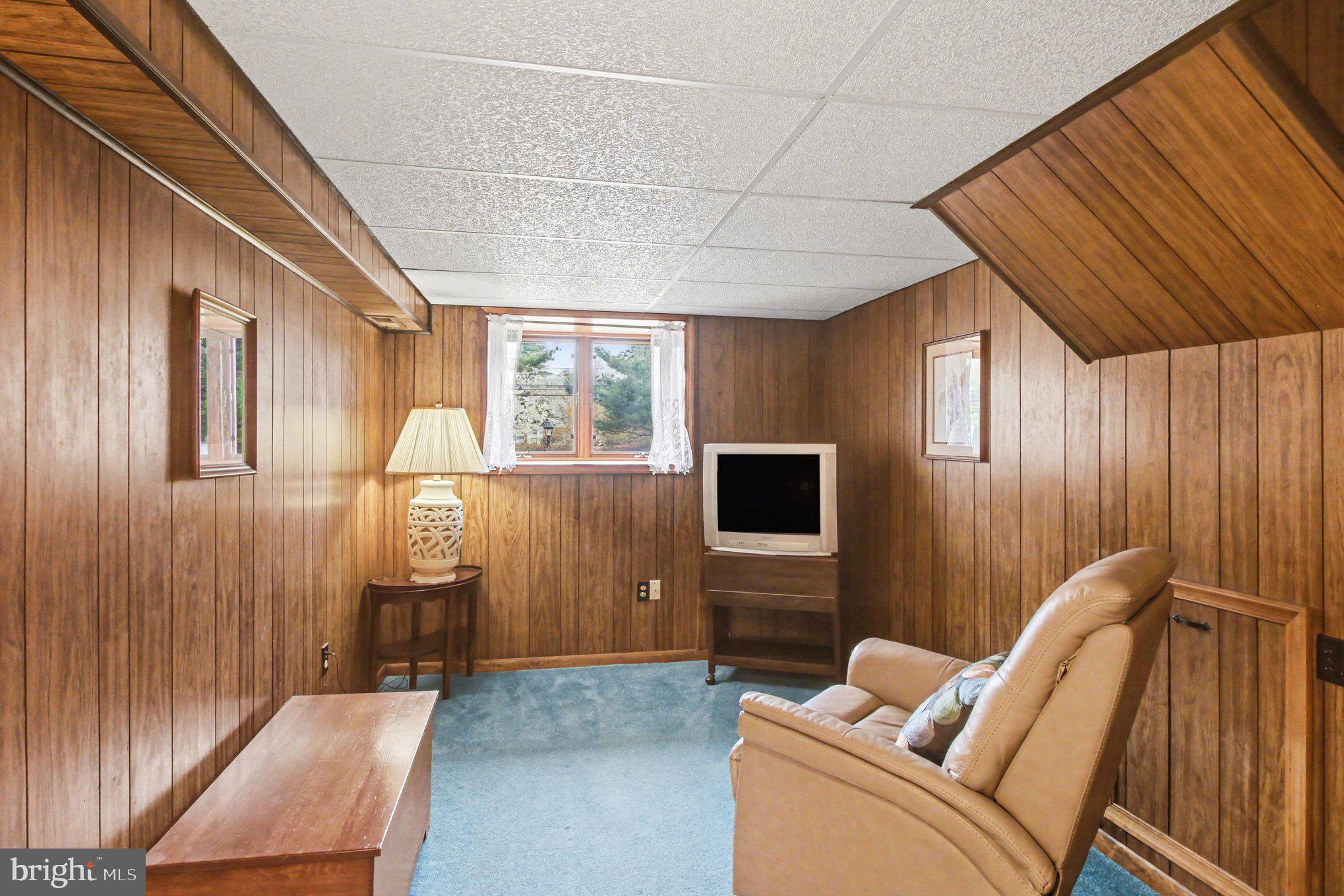 716 West Bristol Road Warminster, PA 18974 - Photo 12 of 27 rec room