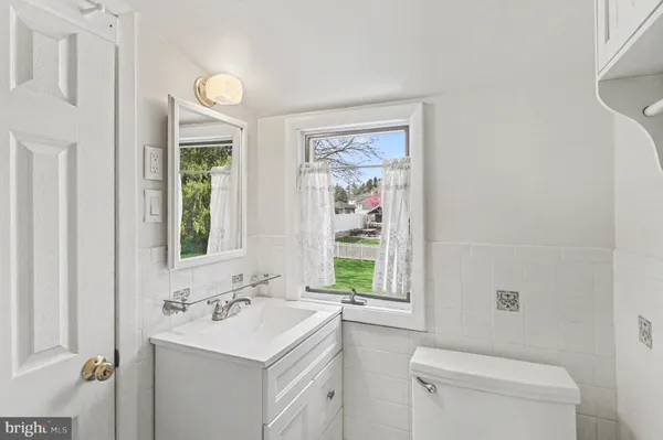 $515,000 | 716 West Bristol Road, Warminster, PA 18974