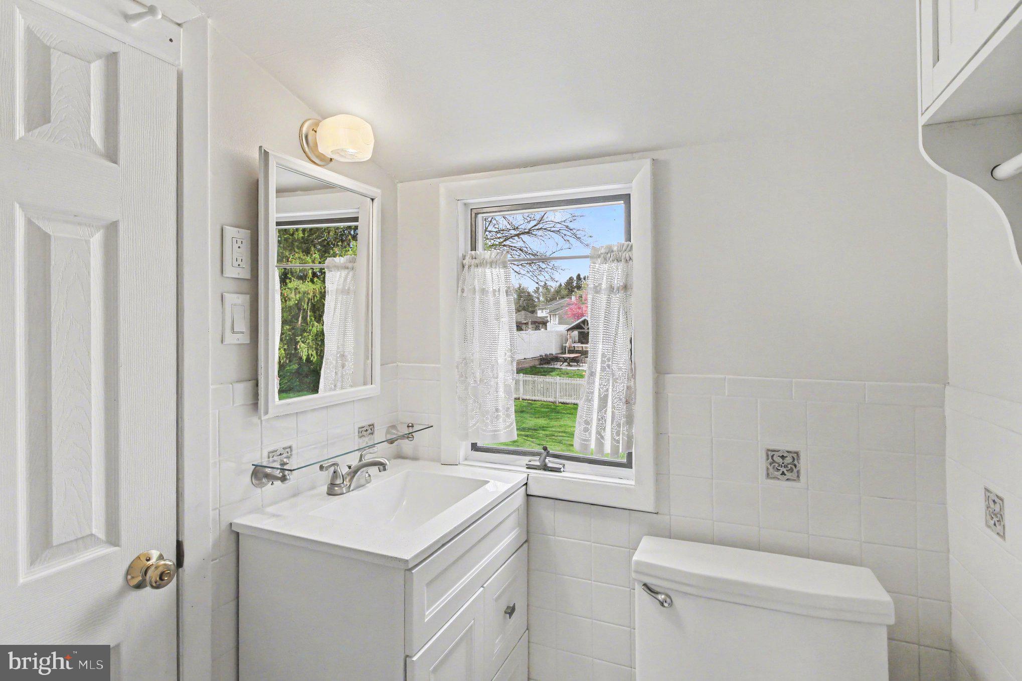 716 West Bristol Road Warminster, PA 18974 - Photo 20 of 27