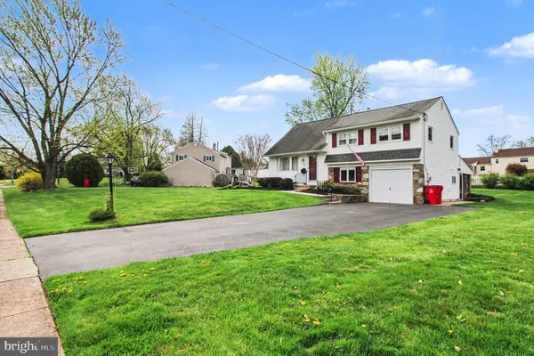 $515,000 | 716 West Bristol Road, Warminster, PA 18974