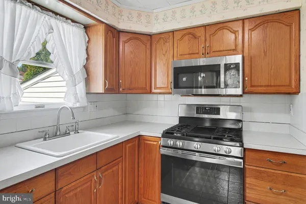 $515,000 | 716 West Bristol Road, Warminster, PA 18974