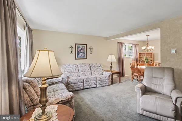 $515,000 | 716 West Bristol Road, Warminster, PA 18974