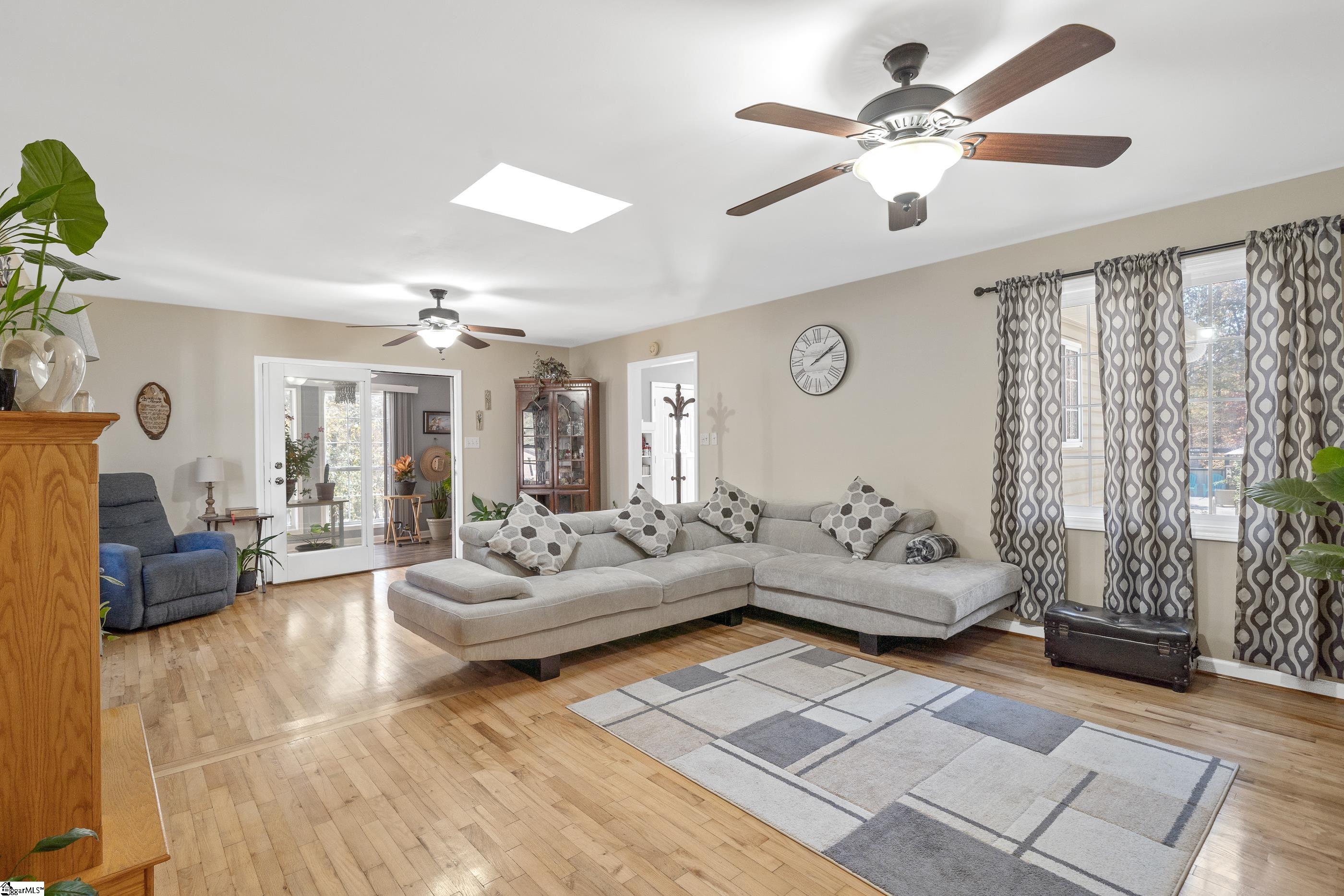 376 State Rd S-39-43 Liberty, SC 29657 - Photo 5 of 35