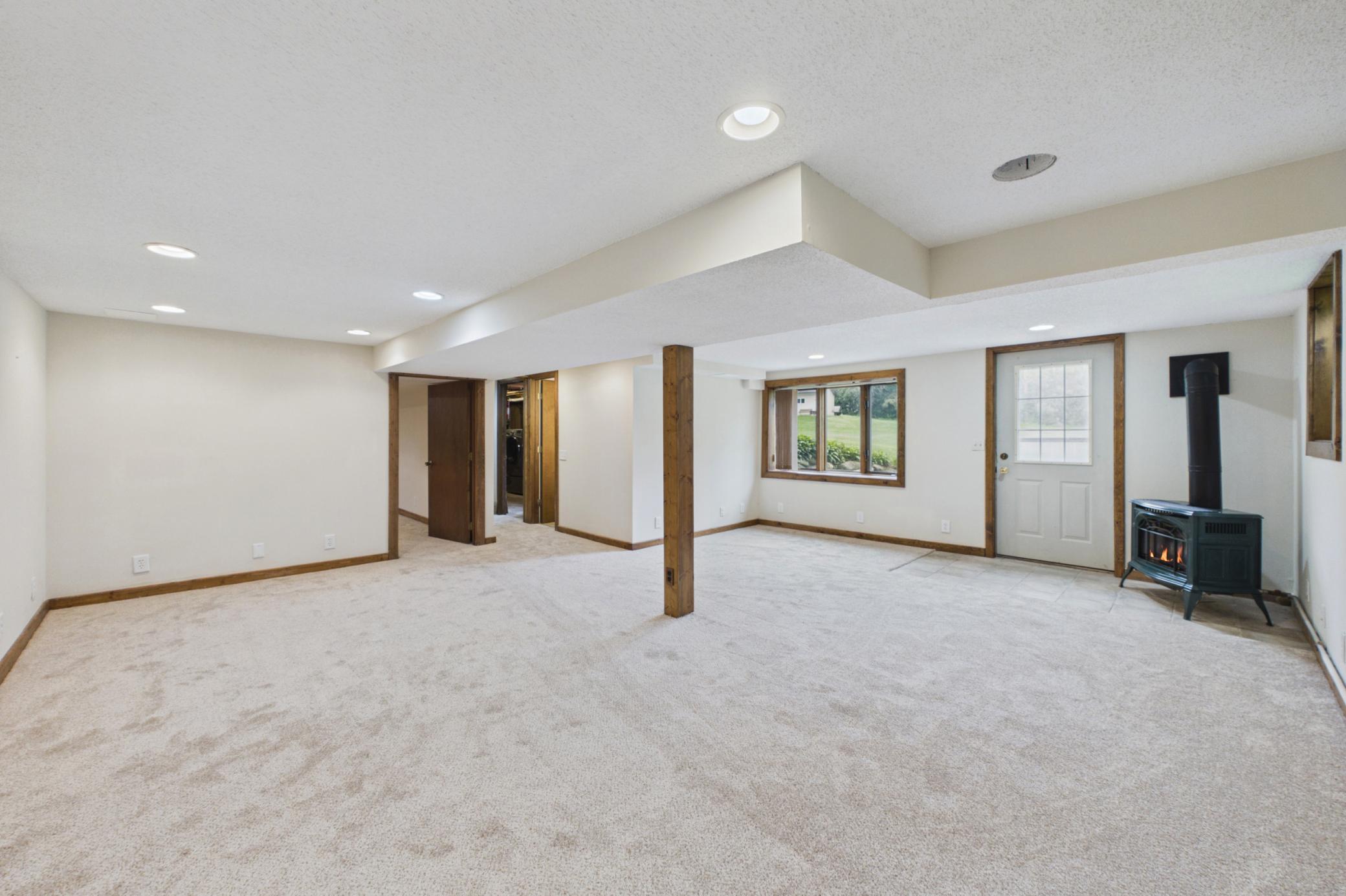 2918 Oakland Road Hopkins, MN 55305 - Photo 21 of 32