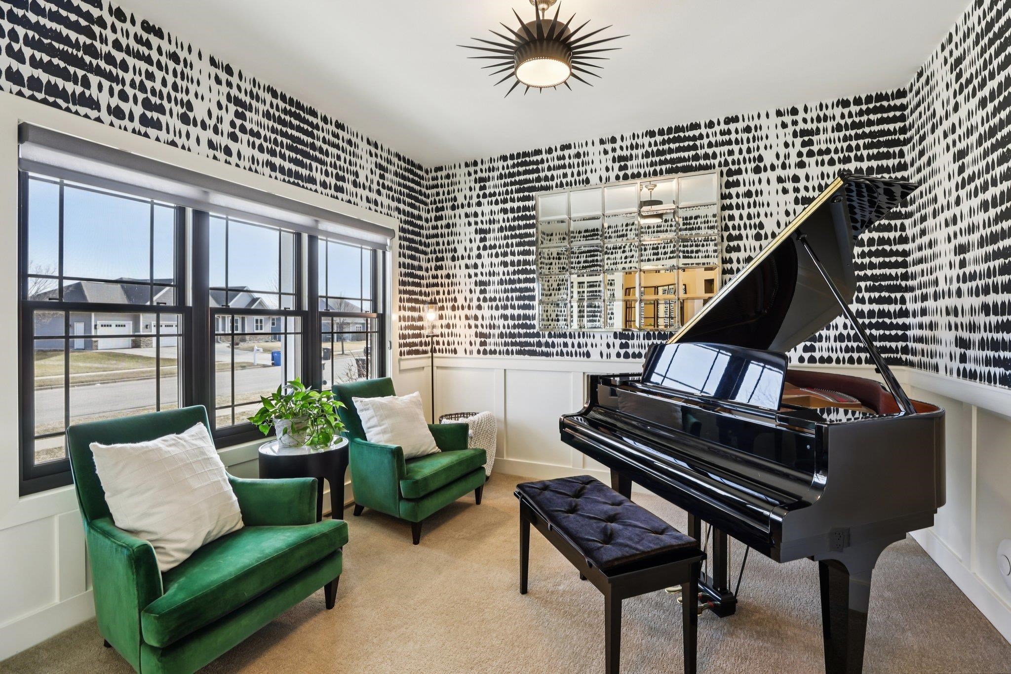 1408 Spahn Drive Waunakee, WI 53597 - Photo 6 of 86