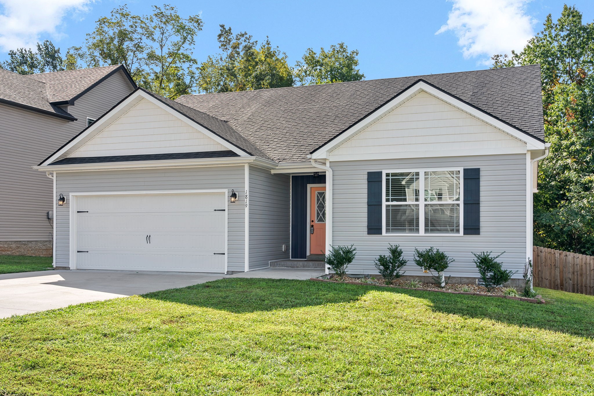 1819 Rains Road Clarksville, TN 37042 - Photo 2 of 29 Gallery Image 2
