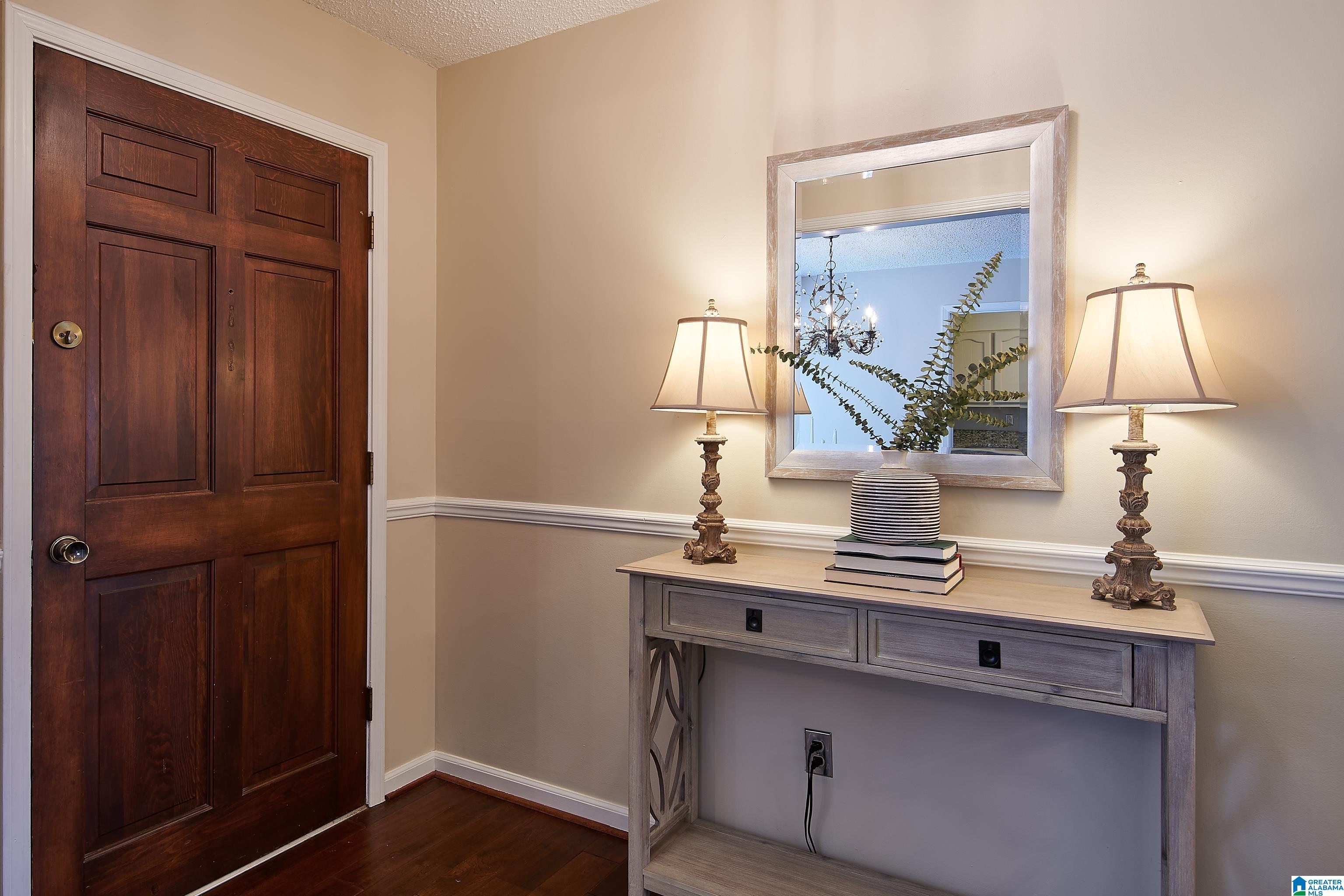 3586 Mill Springs Road Birmingham, AL 35223 - Photo 4 of 46