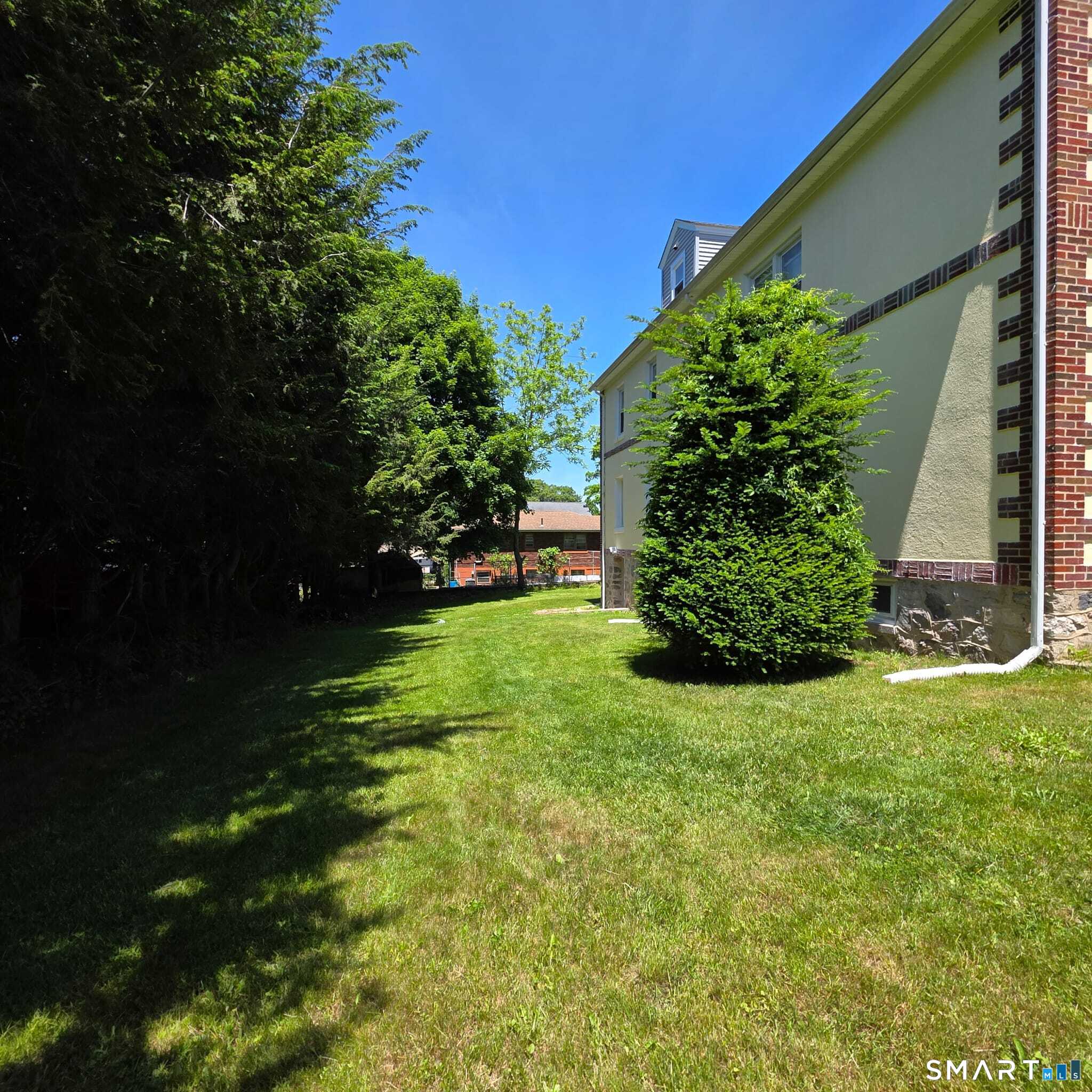 24 Martone Street Waterbury, CT 06708 - Photo 19 of 20