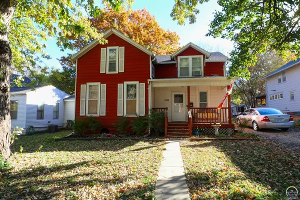 1526 West Street, Emporia, KS 66801