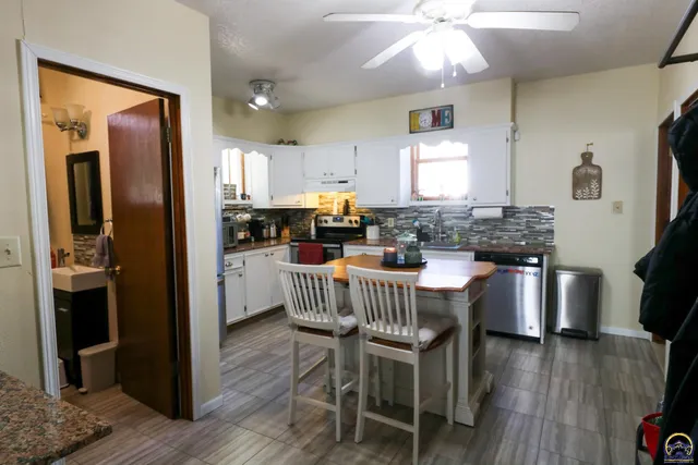 $129,900 | 1526 West Street, Emporia, KS 66801