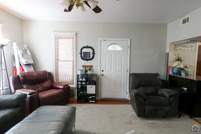 $129,900 | 1526 West Street, Emporia, KS 66801