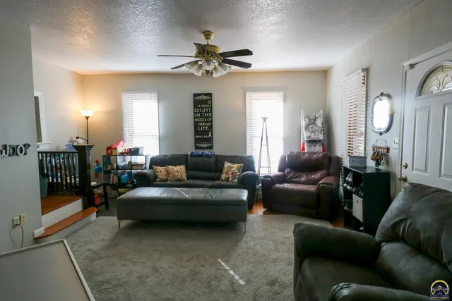 $129,900 | 1526 West Street, Emporia, KS 66801