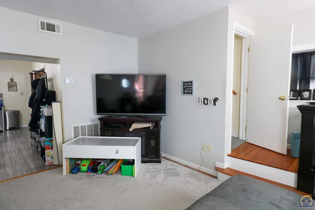 $129,900 | 1526 West Street, Emporia, KS 66801