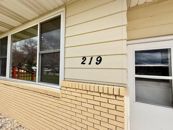 $199,000 | 219 9th Avenue Southeast, Elbow Lake, MN 56531