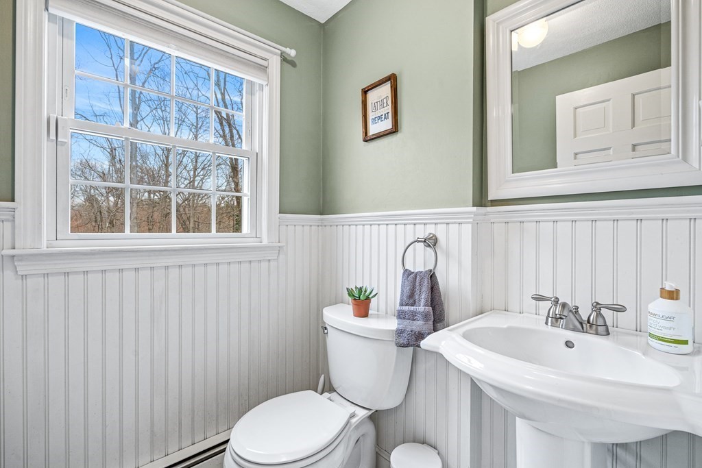 342 Marbleridge Road North Andover, MA 01845 - Photo 18 of 34 Gallery Image 18