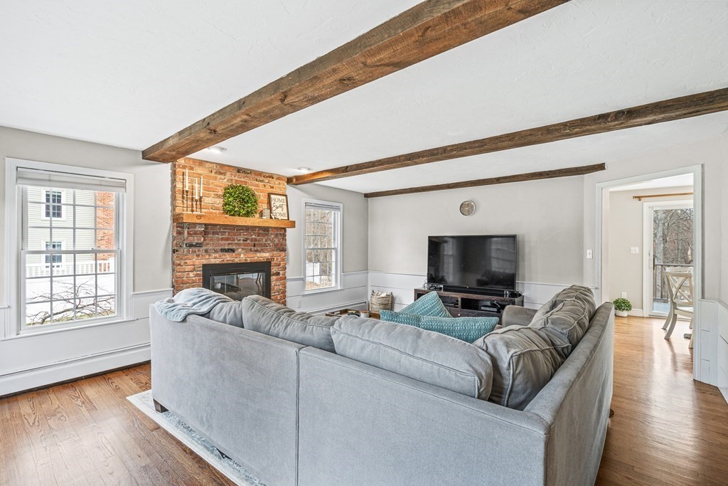 342 Marbleridge Road North Andover, MA 01845 - Photo 5 of 34 Gallery Image 5