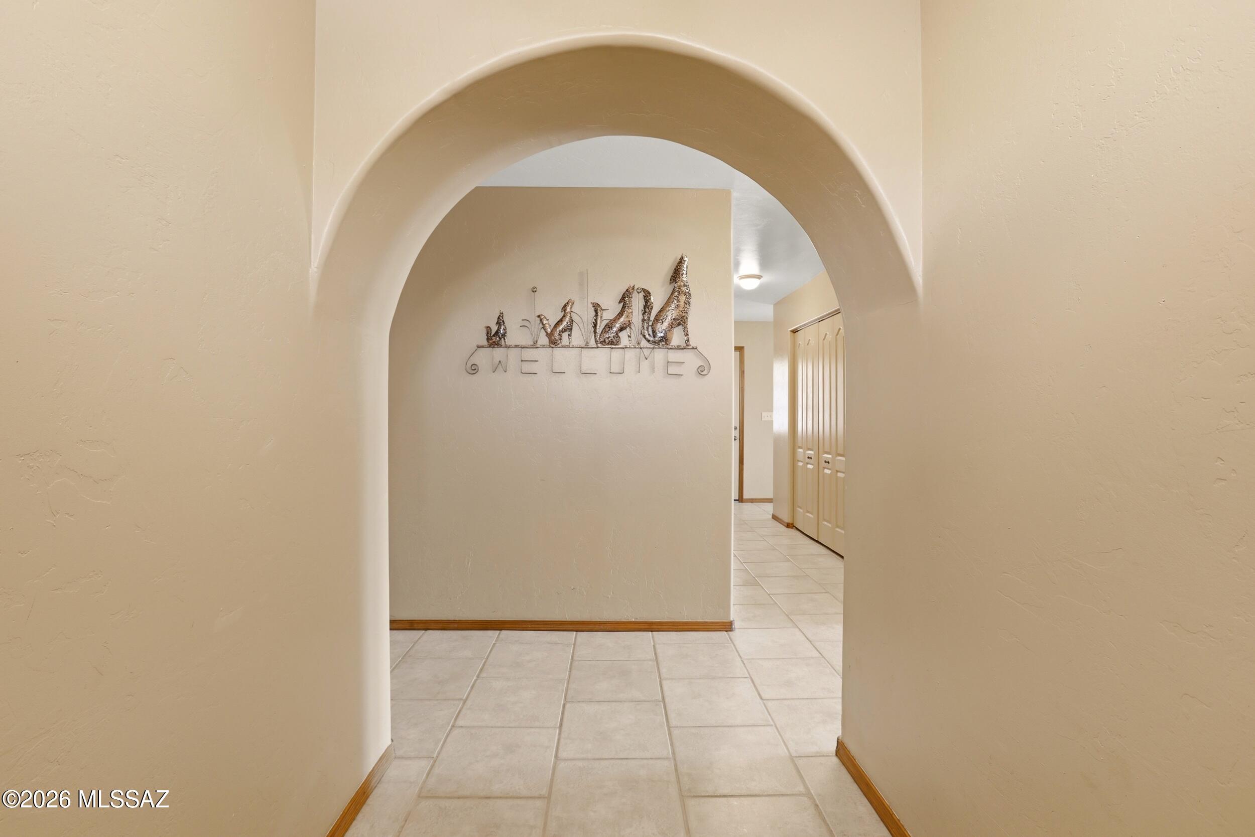10855 West Mile Wide Road Tucson, AZ 85743 - Photo 6 of 47 Front Entry Hallway