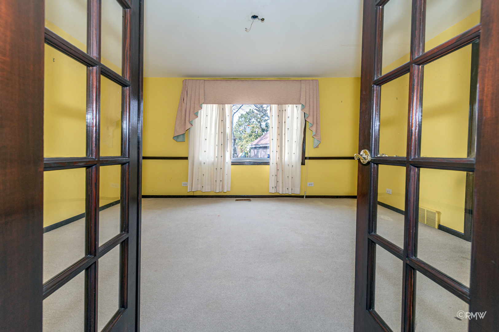 1104 Old Fence Road Addison, IL 60101 - Photo 9 of 28