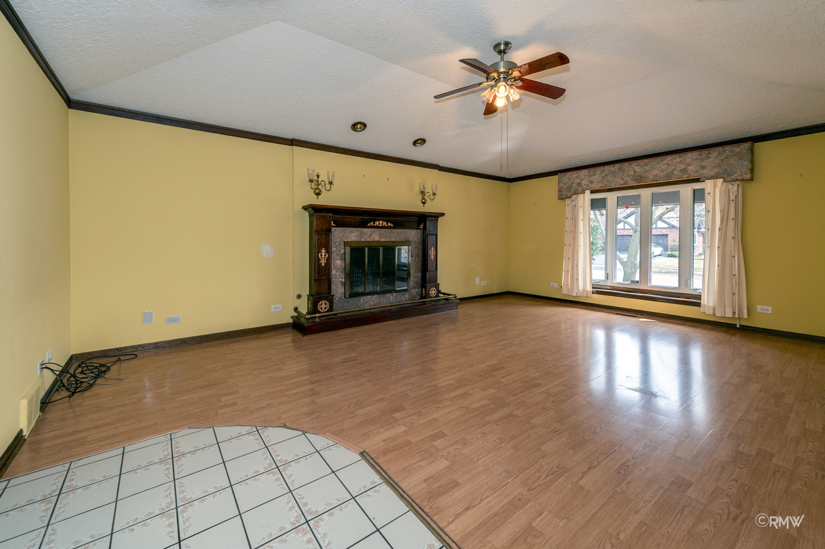 1104 Old Fence Road Addison, IL 60101 - Photo 10 of 28