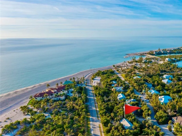 $995,000 | 6092 Sanibel Captiva Road, Sanibel, FL 33957
