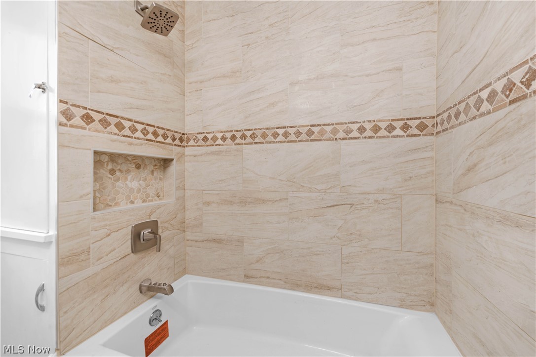 4418 Broadale Road Cleveland, OH 44109 - Photo 21 of 27