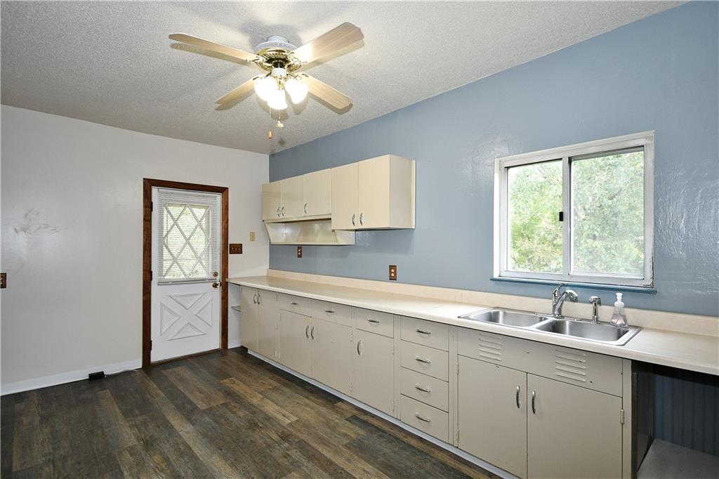 3211 Millers Run Road Cecil, PA 15321 - Photo 10 of 18 Gallery Image 10