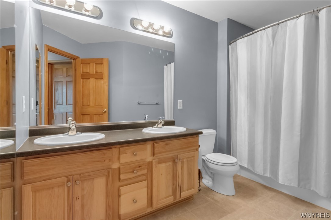 5435 Mapleton Road Lockport, NY 14094 - Photo 22 of 37