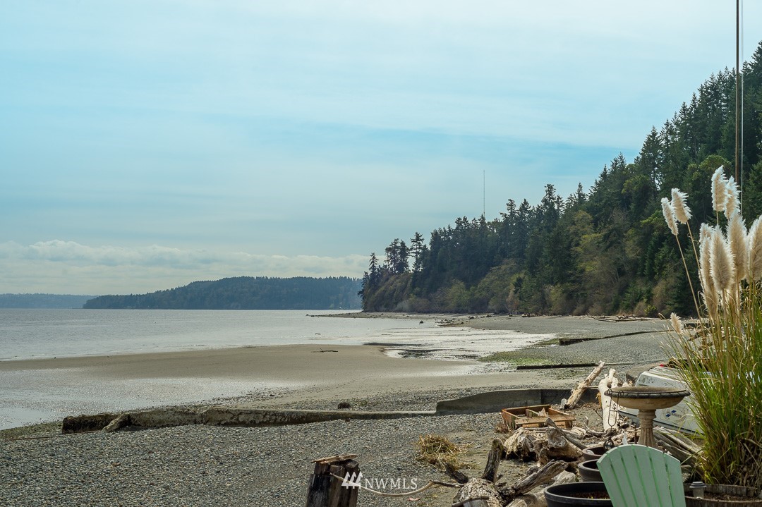 8060 Southwest Klahanie Road Vashon, WA 98070 - Photo 21 of 25