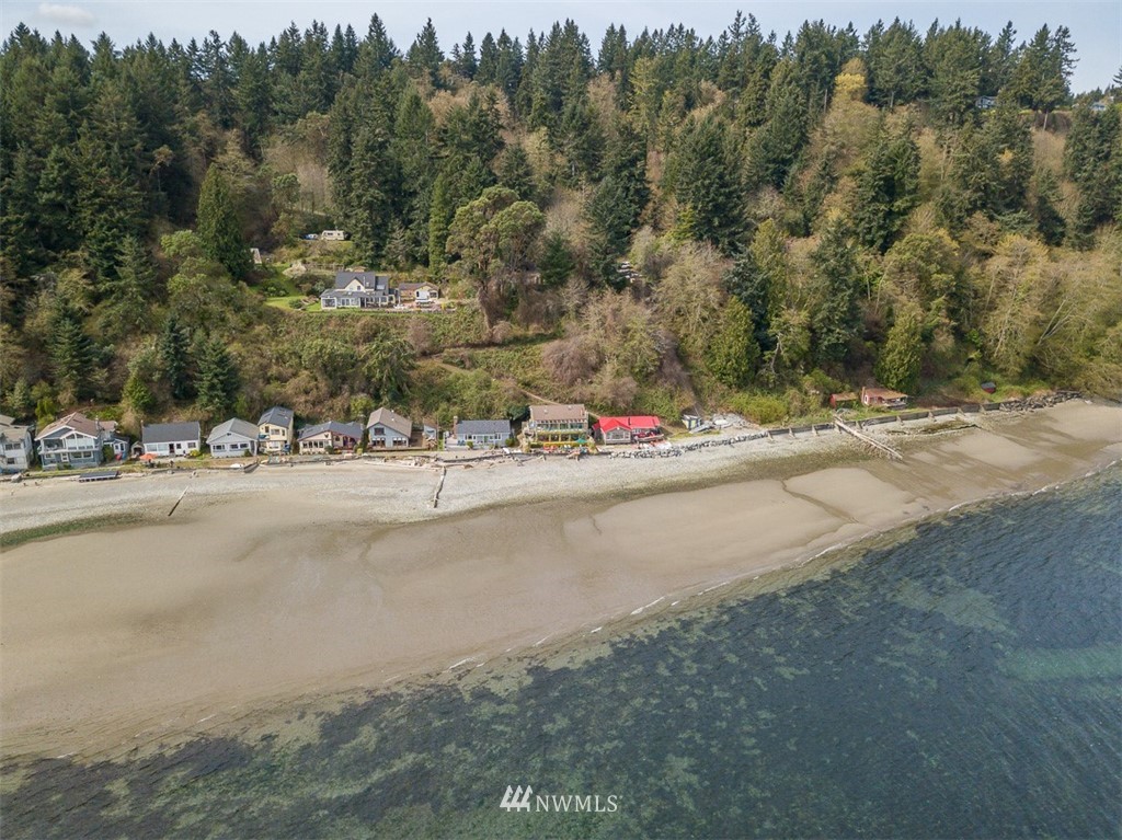 8060 Southwest Klahanie Road Vashon, WA 98070 - Photo 24 of 25
