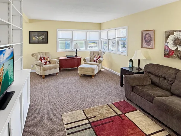 $285,000 | 841 Redwood Drive, Fairmont, MN 56031