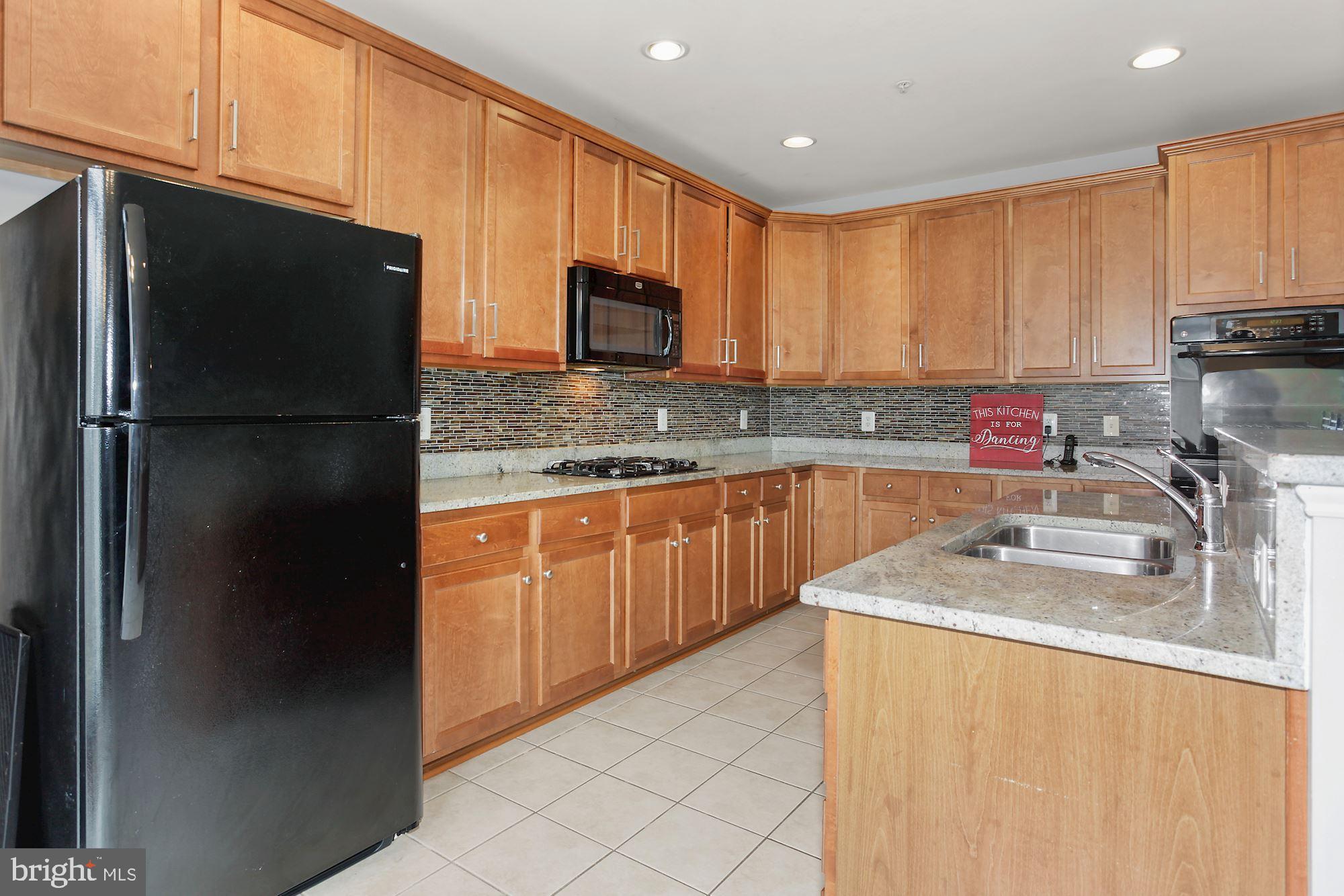 14837 Cloverdale Road Woodbridge, VA 22193 - Photo 12 of 31