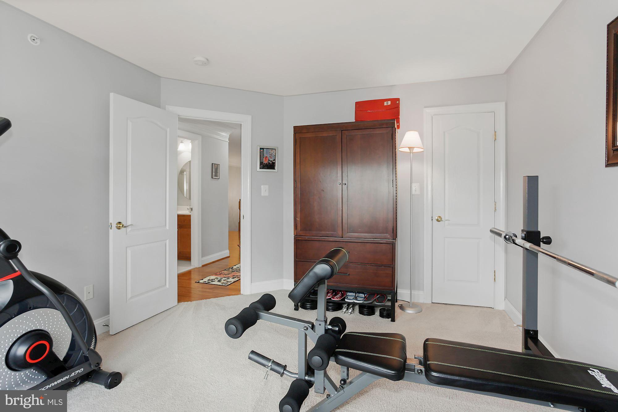 14837 Cloverdale Road Woodbridge, VA 22193 - Photo 27 of 31