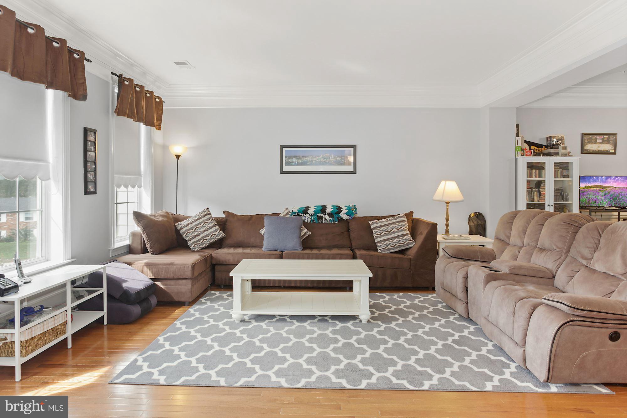 14837 Cloverdale Road Woodbridge, VA 22193 - Photo 8 of 31
