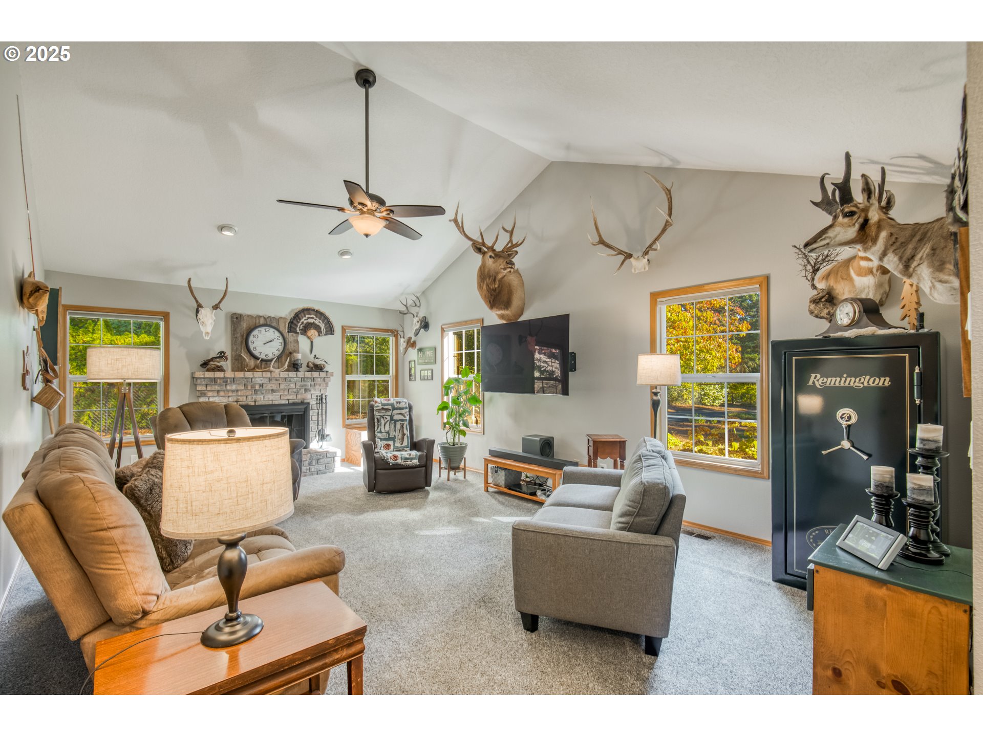 16207 South Ivel Road Beavercreek, OR 97004 - Photo 13 of 48 Gallery Image 13