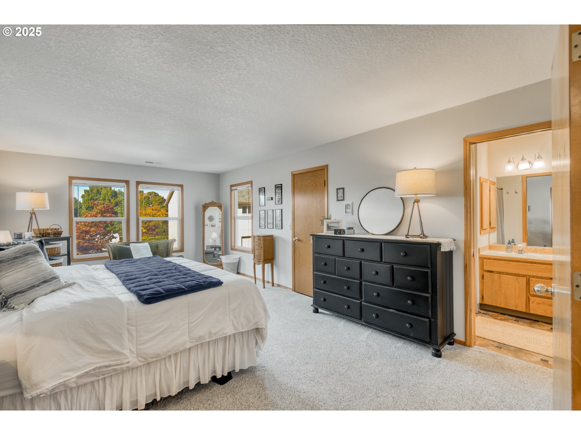 16207 South Ivel Road Beavercreek, OR 97004 - Photo 20 of 48 Bedroom, Owner's Suite