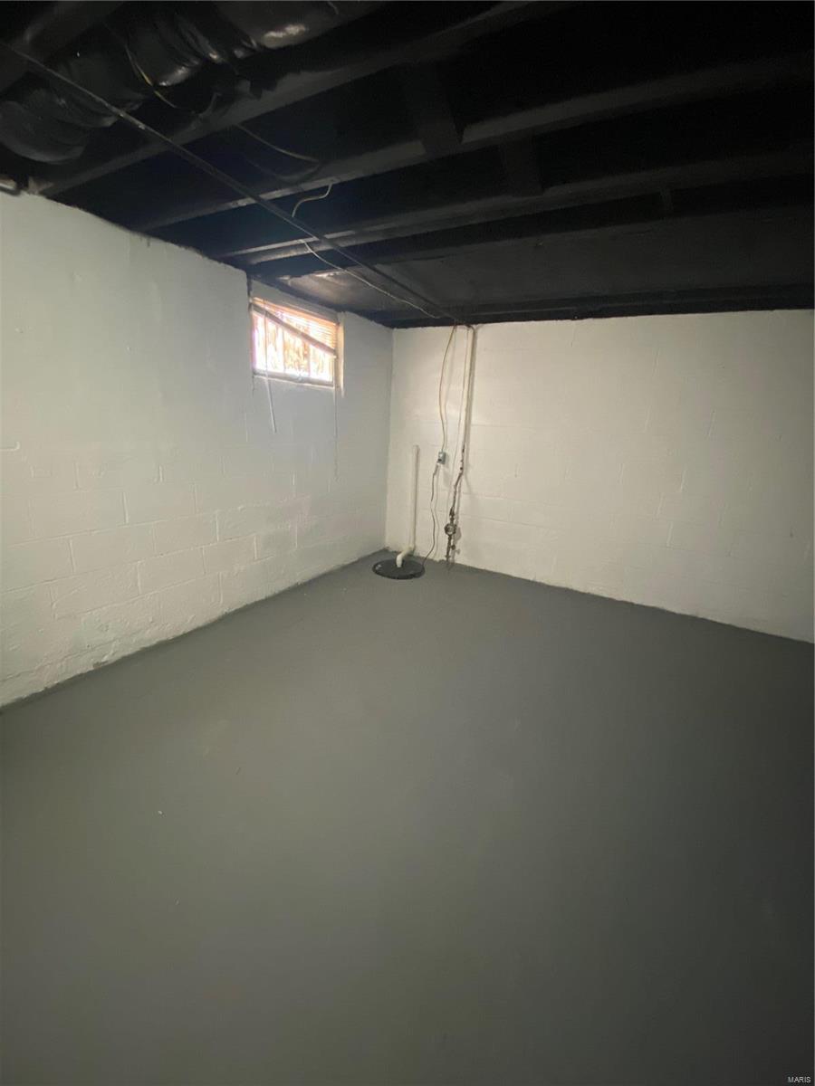 6947 Roland Boulevard St. Louis, MO 63121 - Photo 19 of 20 Gallery Image 19