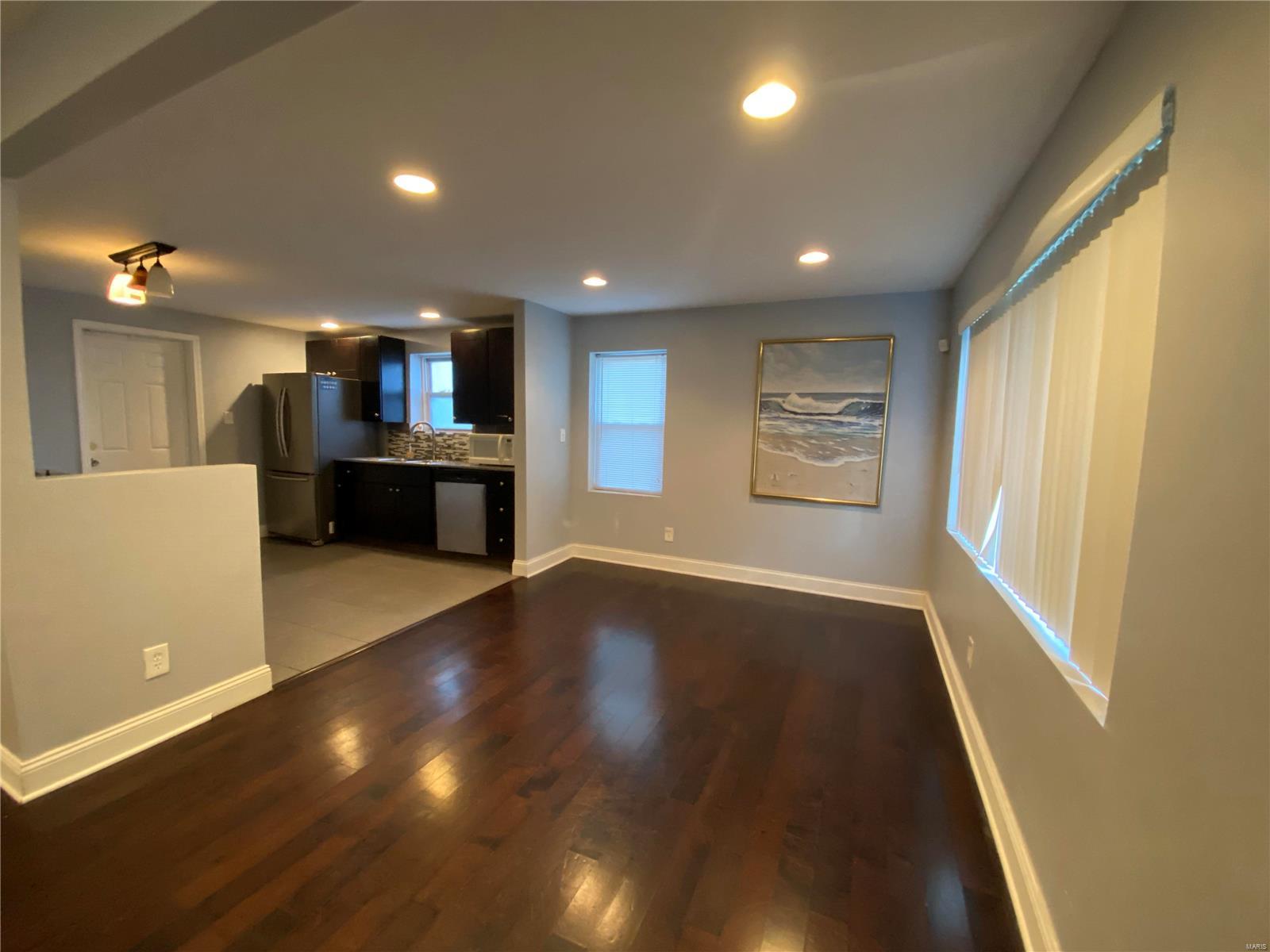 6947 Roland Boulevard St. Louis, MO 63121 - Photo 4 of 20 Gallery Image 4