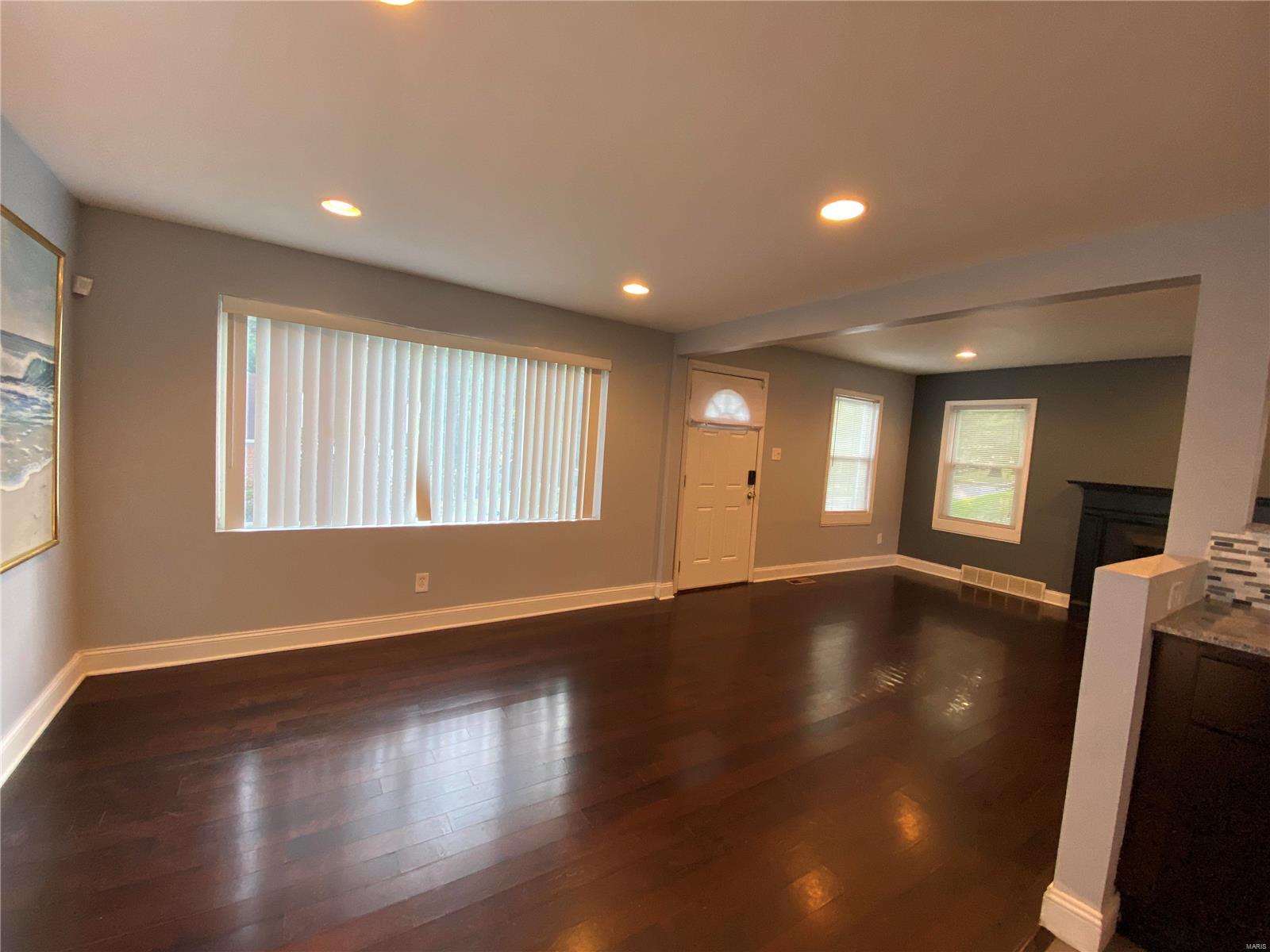 6947 Roland Boulevard St. Louis, MO 63121 - Photo 5 of 20 Gallery Image 5