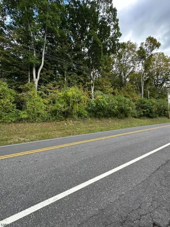 a view of a tennis court